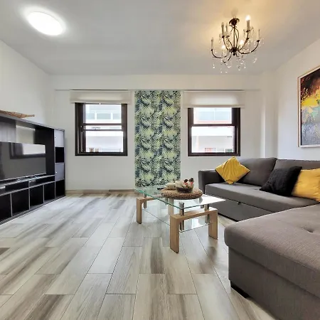 Apartamento 7 Esquivel